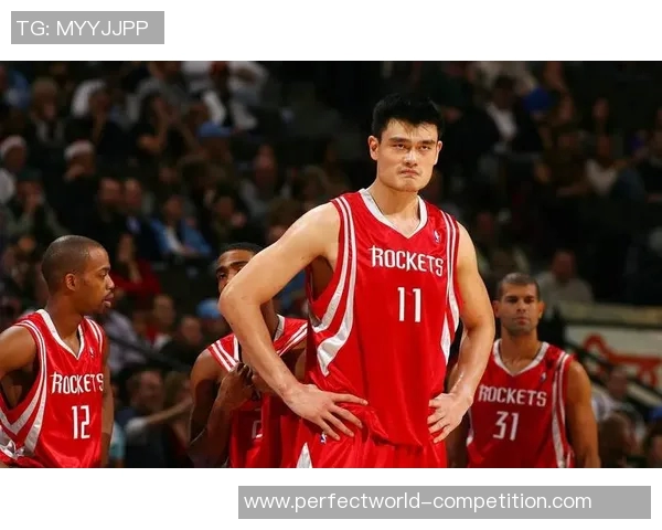 姚明携手马路广告传递篮球精神助力城市文化发展