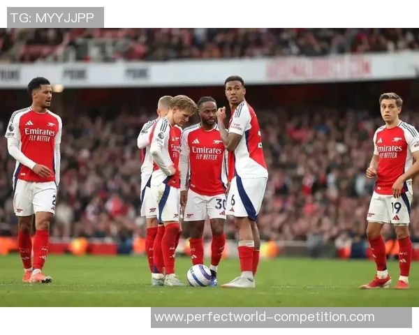 曼联逆转尤文图斯国王杯激战红牌风波引发全场热议