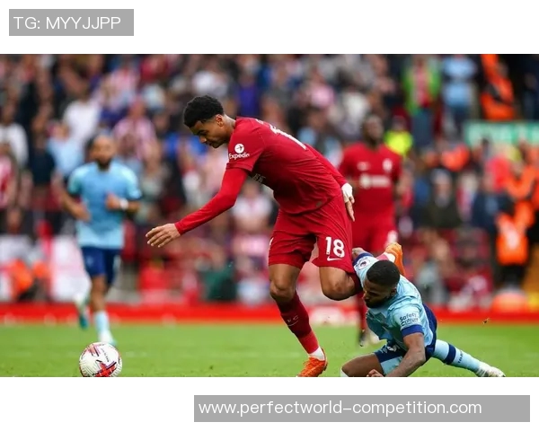 中超赛场历史冷门那不勒斯与利物浦激战成平局引发全场热议