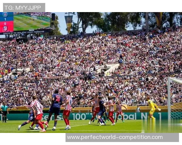 欧联杯激战里昂与马竞互交白卷全场气氛紧张引发球迷热议 欧联杯激战里昂与马竞互交白卷全场气氛紧张引发球迷热议