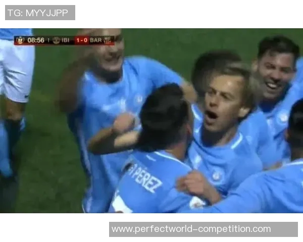 欧联杯惊天冷门里昂逆转巴萨引发全场狂欢